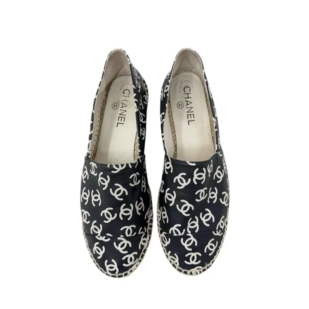 Chanel CC Monogram Logo Lambskin Leather Black White Espadrilles Size 40